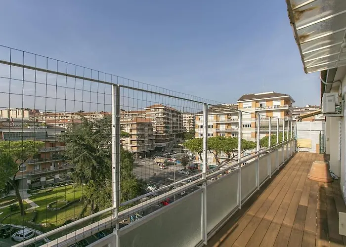 Luxe Vatican Penthouse Apartament *